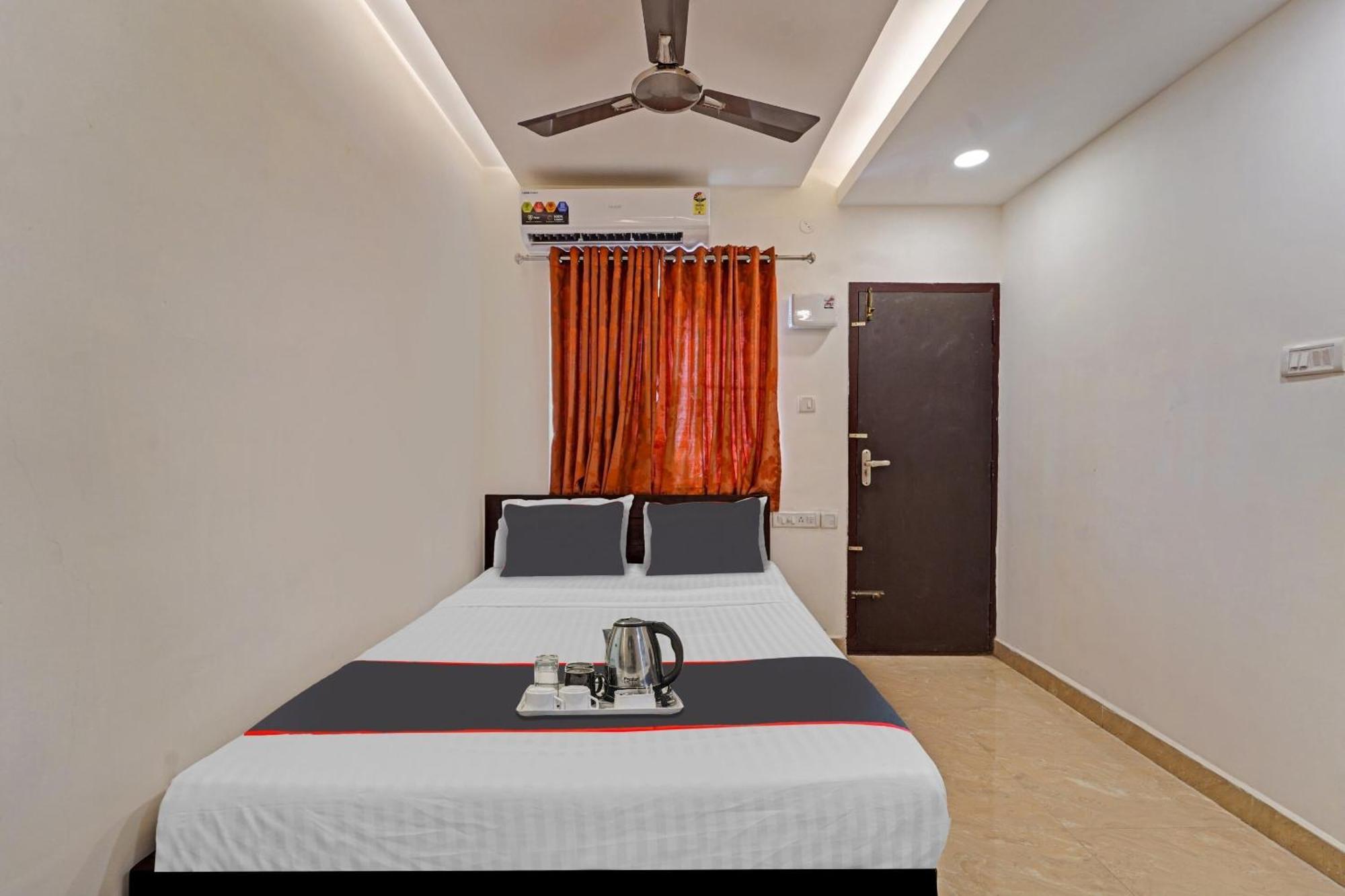 Hotel O J2 Service Apartment Chennai Esterno foto